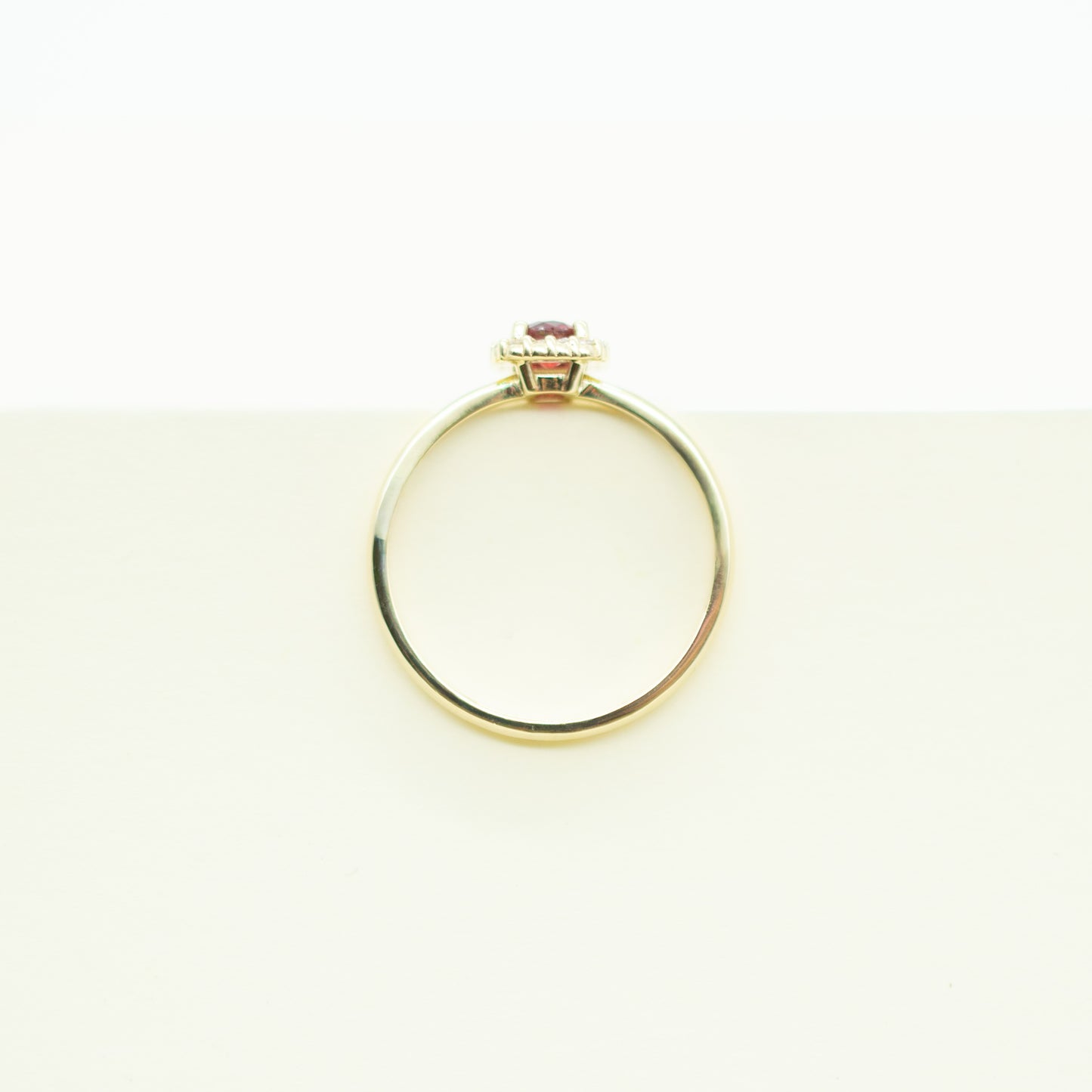 Anillo rubí