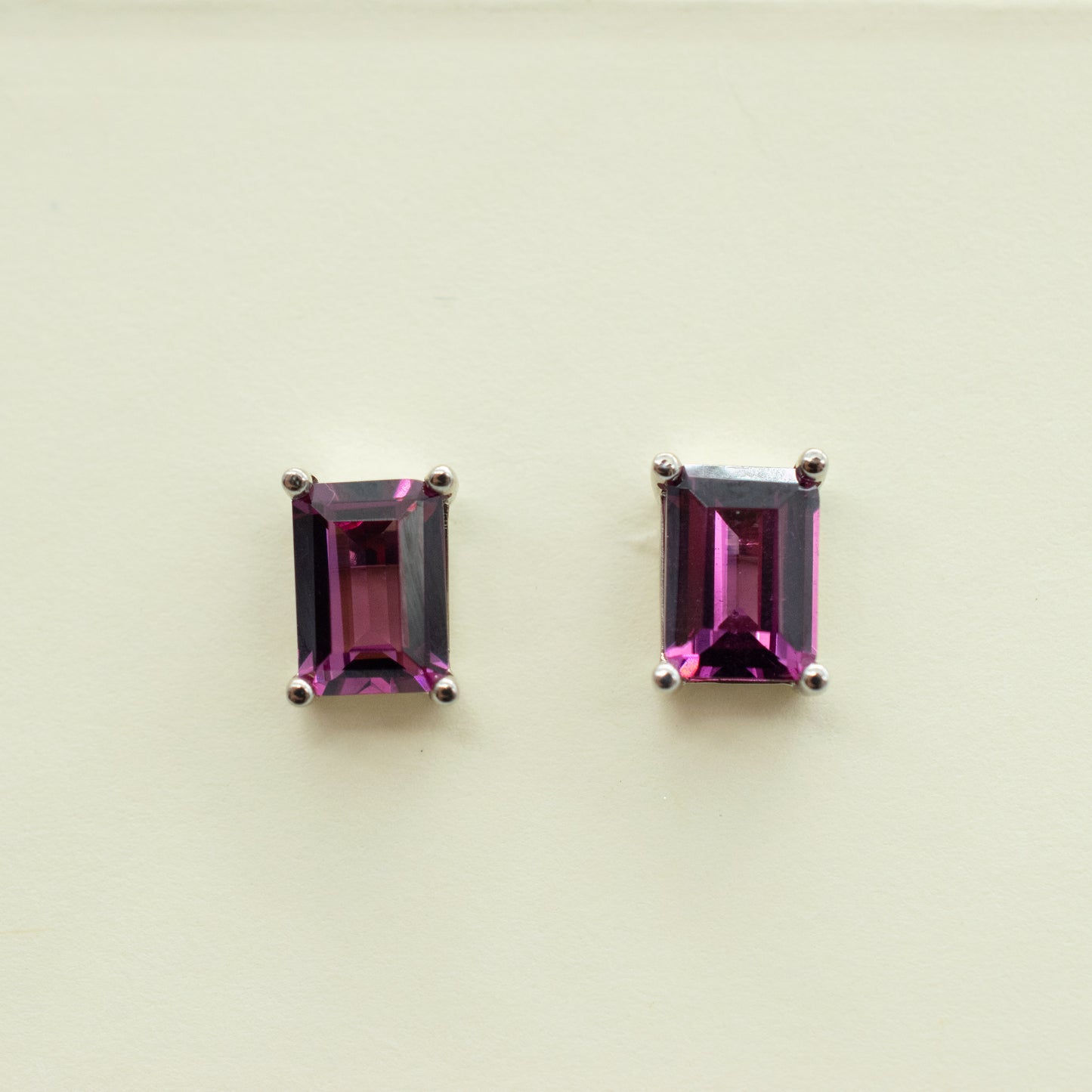 Aretes Granate Rodolita