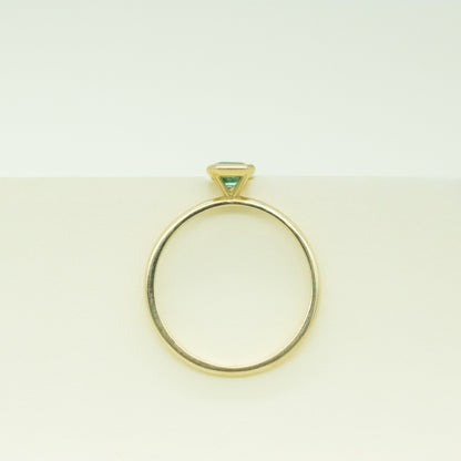 Anillo esmeralda